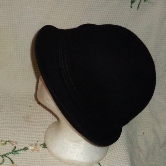 SOLD!!! SOLD!!!!! COLLECTIONEIGHTEEN BLACK CLOCHE HAT-ONE SIZE FITS MOST- - Picture 1 of 5